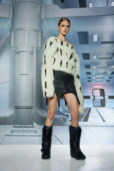 Look 42